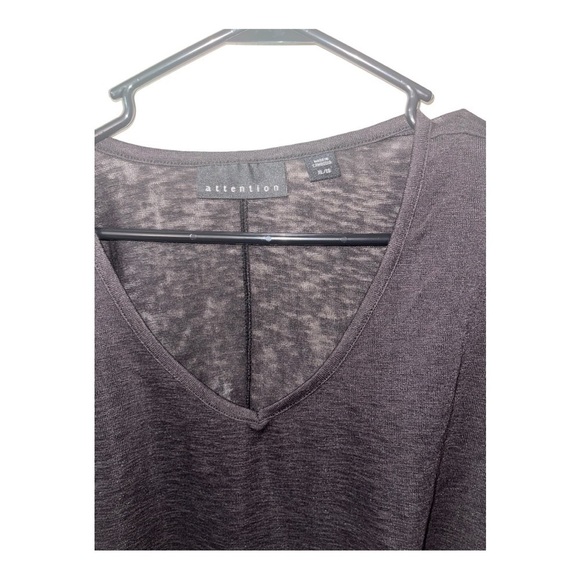 ATTENTION LADIES BLACK V-NECK WARDROBE STAPLE TOP SIZE X-LARGE - Picture 2 of 3